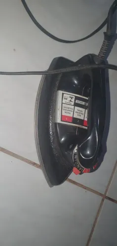 Vendo ferro de passar 