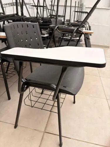 Cadeira escolar