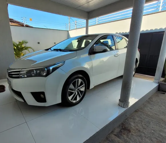 Toyota Corolla GLI 1.8 Flex 16V Aut. 2016