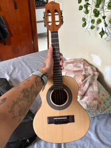Cavaquinho Hofma