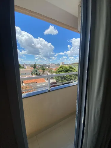 Vendo apartamento próximo à UFU 2 quartos 2 vagas