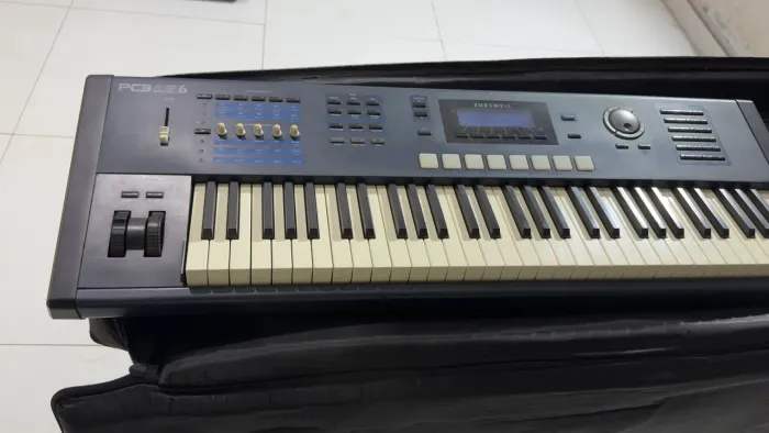 Teclado Kurzweil pc3 le 61