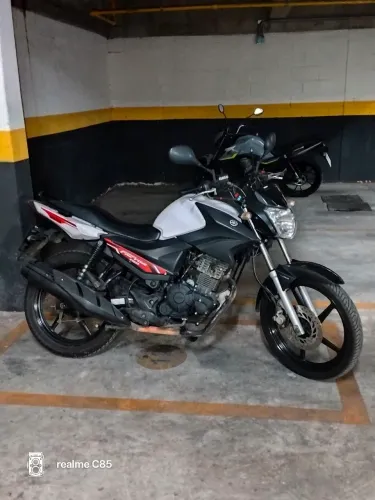 Vende se factor 