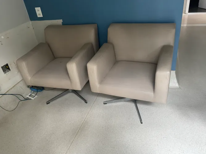 2 Poltronas 360°