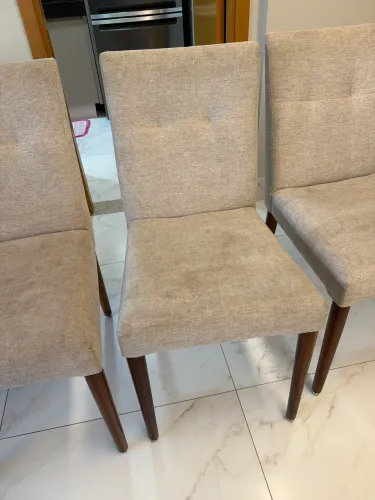 Cadeira de jantar