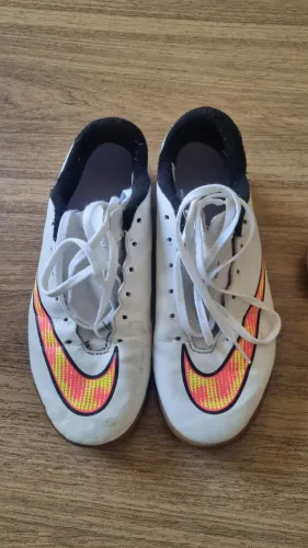 Chuteira futsal Nike n37