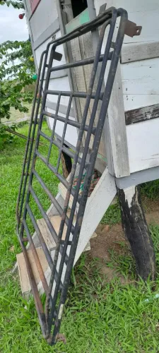 Grade bagageira para Carro. Bom pra levar ferramentas,fios, motosserra, escada, etc.