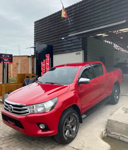 Toyota Hilux CD SRV 4X4 2.8 TDI Diesel Aut. 2018