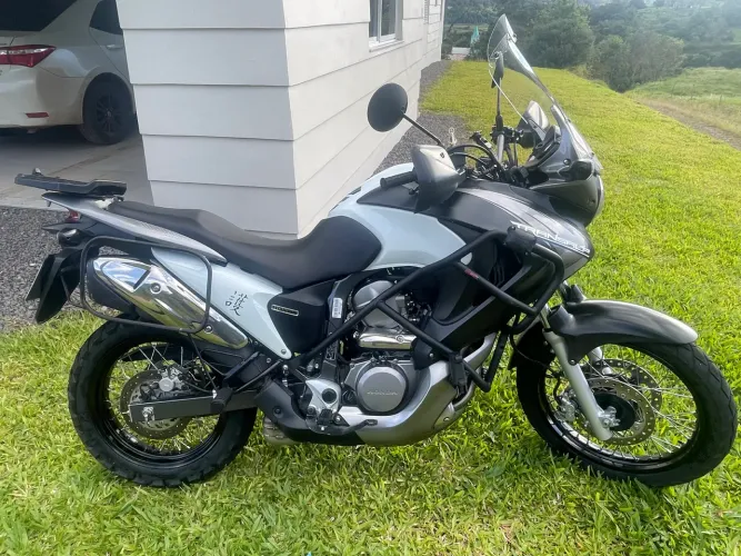 XL HONDA TRANSALP 700V