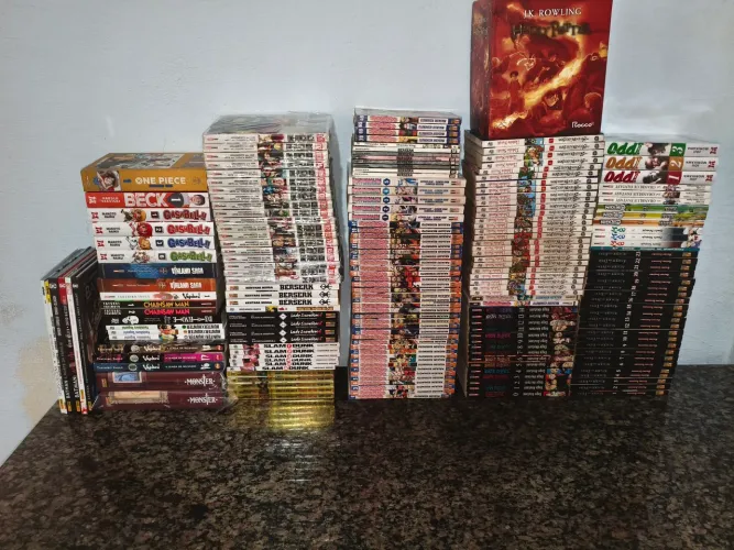 Desapego Coleção De Mangás, Leia A Descrição!!!