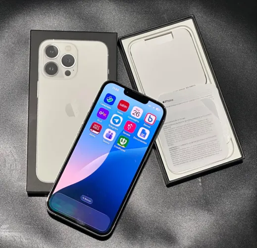 iPhone 13 PRO 256 gb - muito novinho 