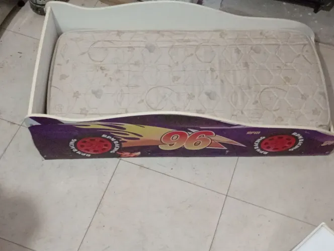 Cama infantil para doação 