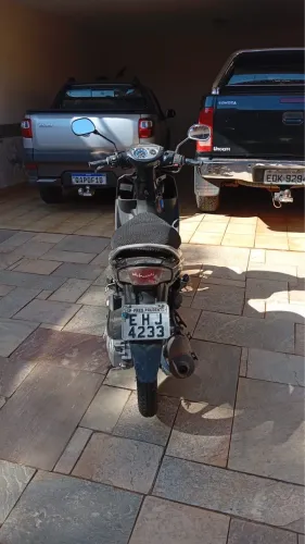 Vendo yamaha Neo 2010 interessados ligar WhatsApp *