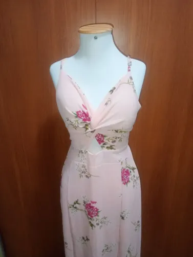 Vestido longo para festas, casamentos e eventos especiais, Tamanho P, nunca usado.