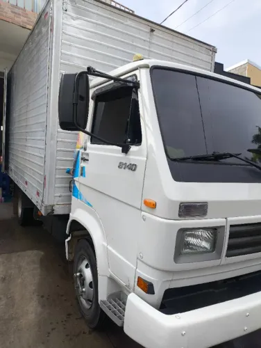 Volkswagen 8140 baú revisado em ótimo estado, vendo ou troco por van