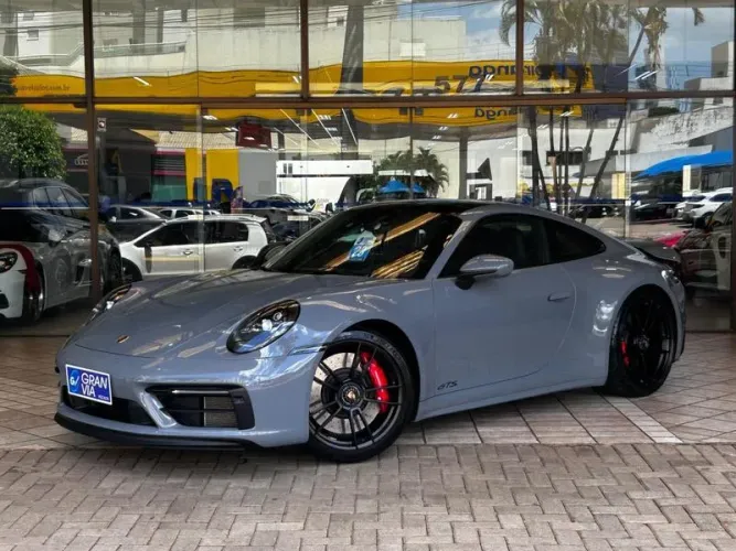 Porsche 911 Carrera Coupe 2023