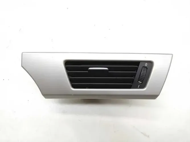 Difusor De Ar Painel Esquerdo Bmw 320i 2010