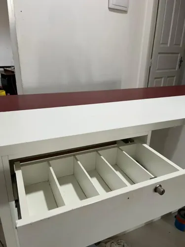 Vendo balcão caixa em mdf
