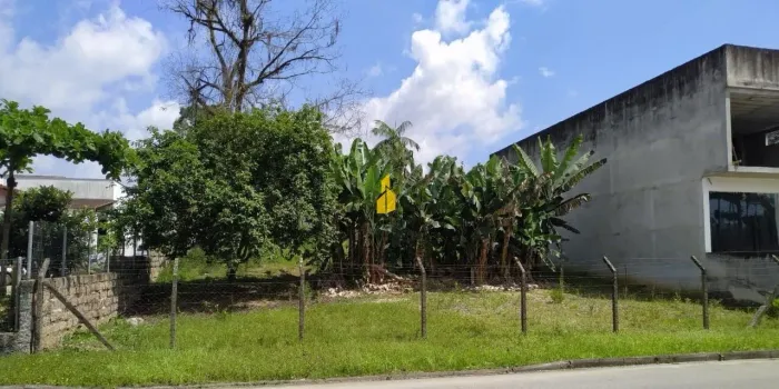 Terreno com 20 metros de frente no bairro Imigrantes à Venda em Timbó