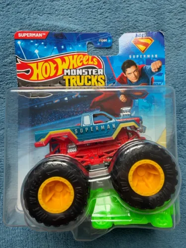 Hot Wheels Monster Truck Superman