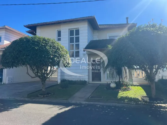 Casa Residencial com 4 quartos para alugar por R$ 8800.00, 274.63 m2 - SANTA FELICIDADE -