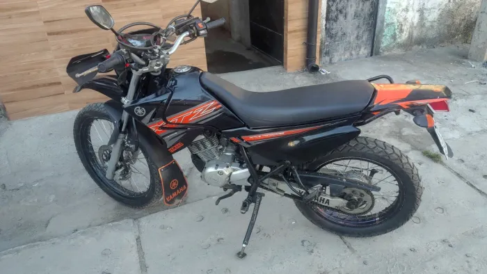 Moto toda filé nada pra fazer só pegar e andar 