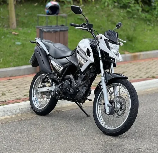 Crosser vendo com urgência 