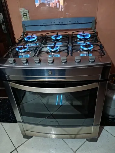 Fogão Brastemp clean inox 6 bocas em ótimo estado