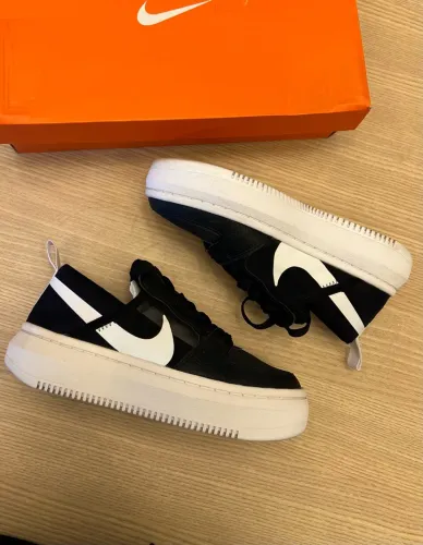 Tênis Nike Court Vision