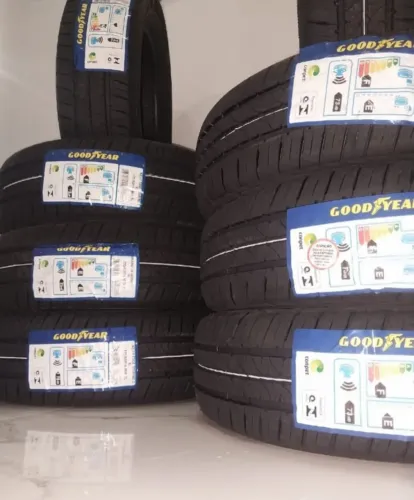 Pneus Novos GoodYear 