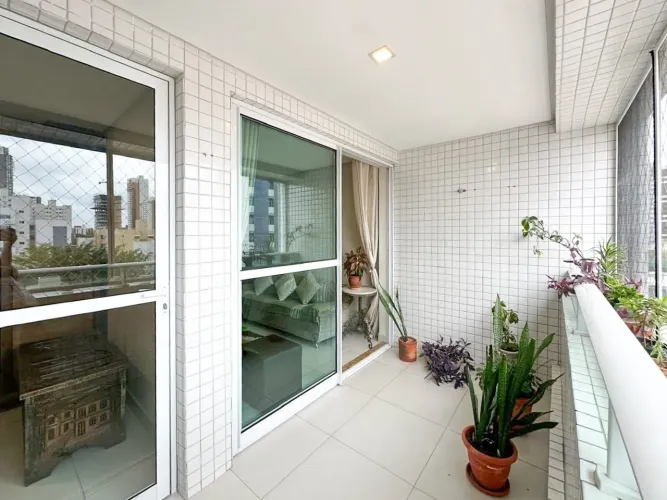 Apartamento com 3 dormitórios à venda, 87 m² por R$ 630.000,00 - Aeroclube - João Pessoa/P
