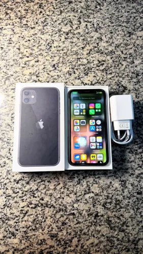 IPHONE 11- 128GB- COM CAIXA E NOTA 