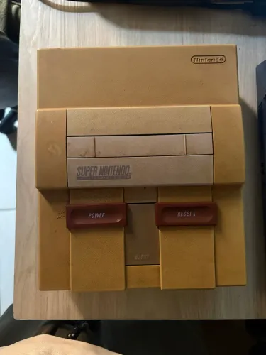 Super Nintendo + 2 Jogos