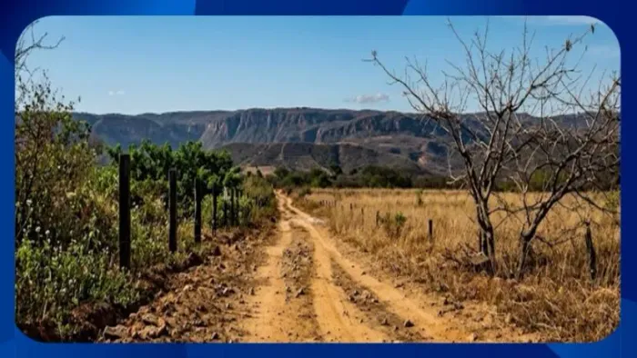 FAZENDA - Fazenda Barro ou Cachoeira, entre os Distritos de Claraval e Canto do Engenho, Z
