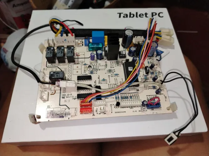 Placa de ar condicionado komeco
