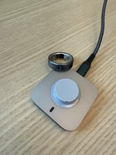 Oura ring gen4. Tamanho 12. Stealth
