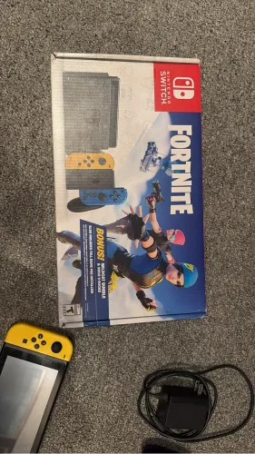 Nintendo Switch edição limitada fortnite WildCat bundle