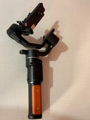 Estabilizador FeiyuTech AK2000C 3 Eixos Gimbal Preto Câmeras até 2.2kg