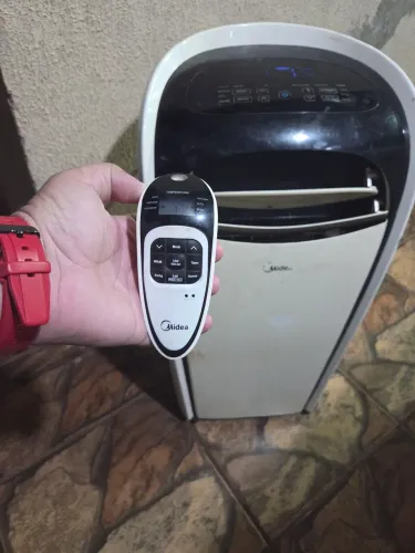 Ar condicionado portátil 127v 10.000 btus Gela demais 3x cartão