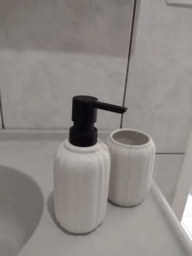 Porta sabonete e porta escova