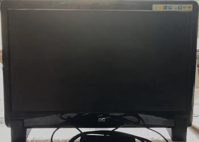 Computador All in One AOC M2011 + Fonte Original (Com Defeito / Para Peças ou Conserto)