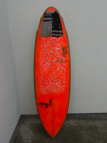 Prancha de surf rusty