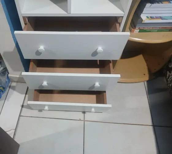 Guarda roupa solteiro 