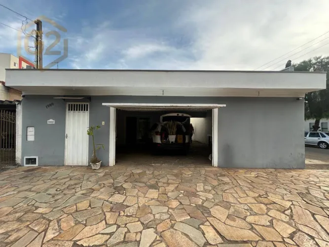 CASA RESIDENCIAL E COMERCIAL