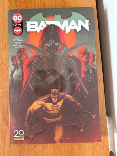 Hq batman 17/75 (2022)