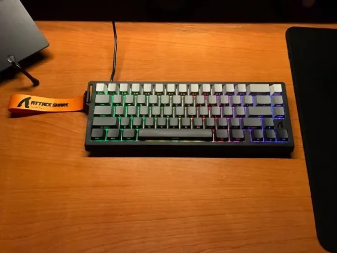 Teclado Magnético Gamer Attack Shark X68HE - NOVO