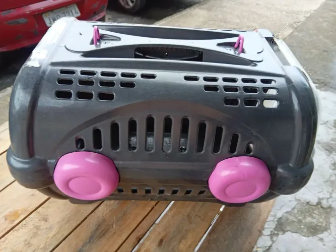 EMBALAGEM  PRA TRANSPORTAR.  CACHORROS.  E.  GATOS   