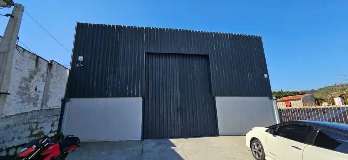 Pavilhão com 350 m² de área para locação no bairro Nonoai zona sul de Porto Aleg