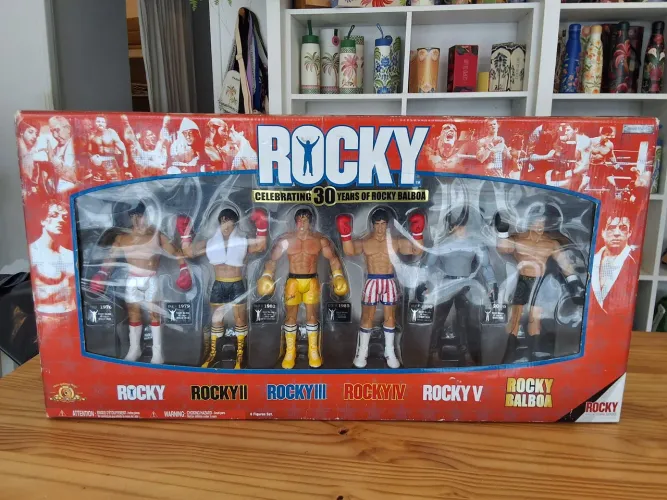 Pack 30 anos de Rocky Balboa 6 figuras lacradas único no Brasil