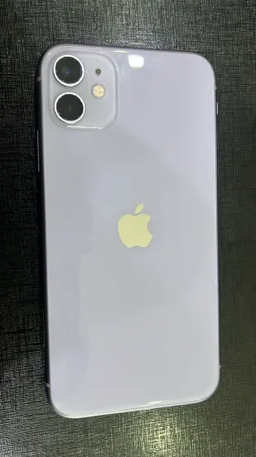 iphone 11 128 GB com carregador e capinha